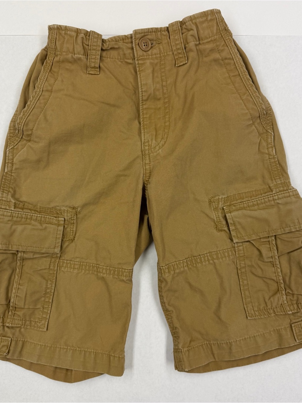 GAP Men's Cargo Shorts in Tan